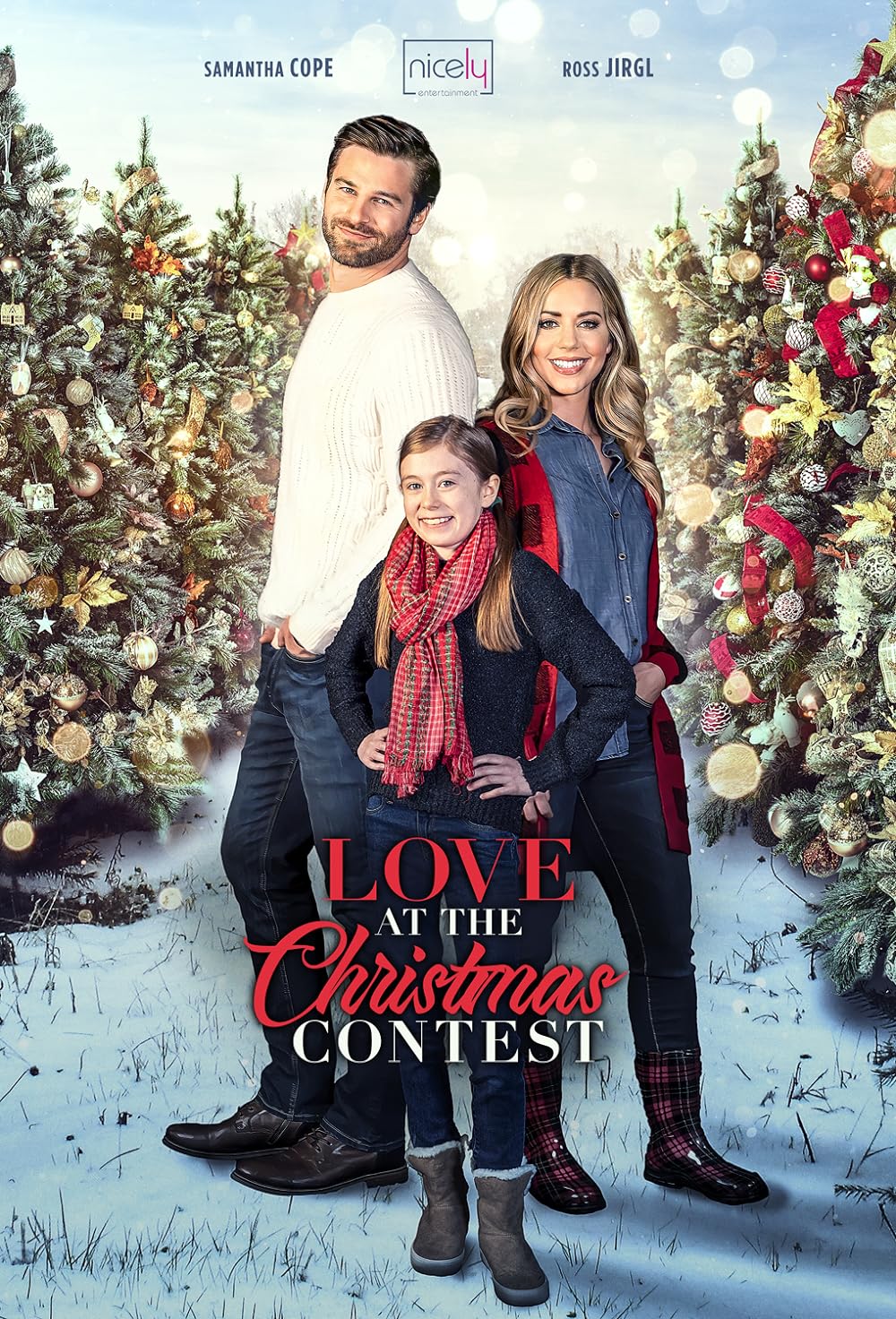 Love at the Christmas Contest 
